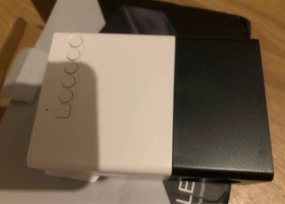 Proyector LED Blanco y Negro