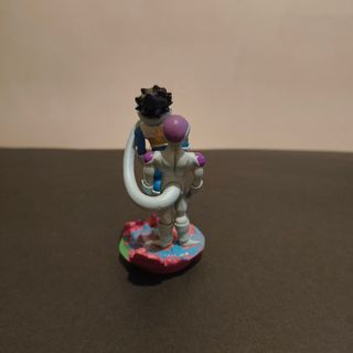 Figura Dragon Ball Freeza e Vegeta