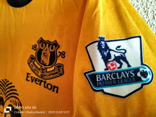Camiseta Everton + camiseta Escocia