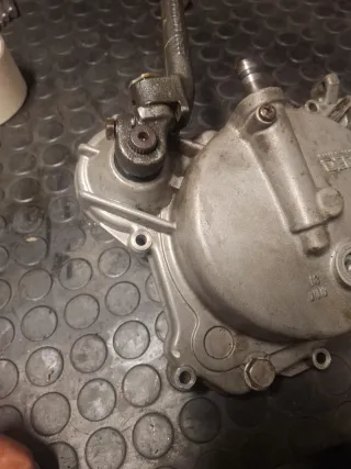 Tapa embrague Derbi Euro 2 encendido pata