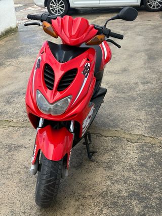 Yamaha Aerox 50cc Roja