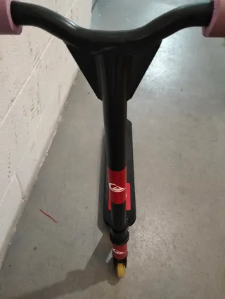 Patinete  de saltos.