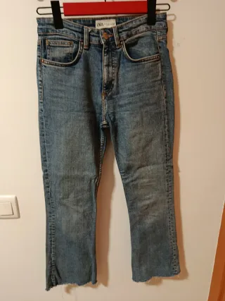 Pantalón vaquero Zara azul