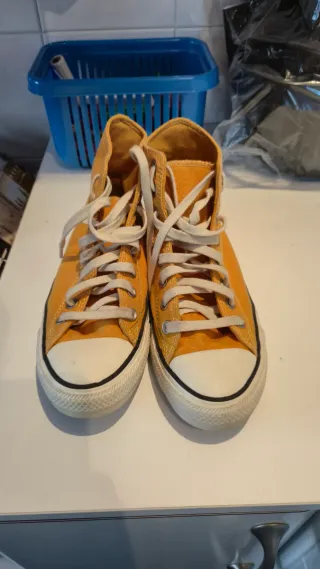 Converse Chuck Taylor All Star '70 Hi Amarillas