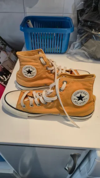 Converse Chuck Taylor All Star '70 Hi Amarillas