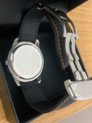 Reloj Seiko  Negro Naranja