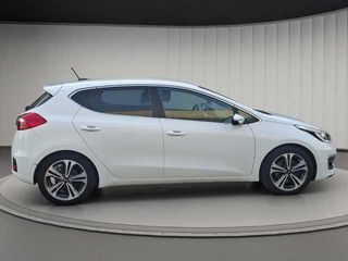 Kia Ceed 1.6 CRDi VGT x-Tech16 Eco-Dynamics 100 kW (136 CV)