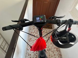 Patinete eléctrico casi nuevo