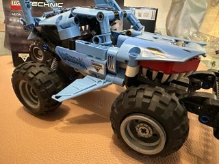 LEGO Technic 42134 Megalodon Pull Back