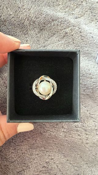 Anillo de Plata con perla grande ) ajustable