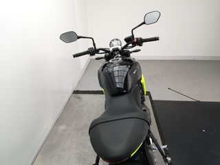 TRIUMPH TRIDENT 660 2024 1423 kms.