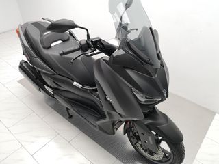 YAMAHA X-MAX 300 2021 13393 kms.