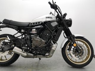 YAMAHA XSR700 LEGACY 2025 2910 kms.