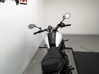 YAMAHA XSR700 LEGACY 2025 2910 kms.