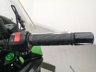 KAWASAKI VERSYS 650 2017 18709 kms.