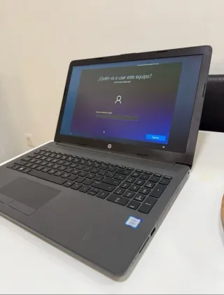 Portátil HP Negro/Gris