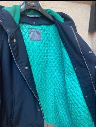 Chaqueta Zara Azul con Capucha