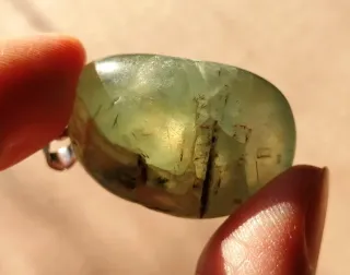 Prehnita joya amuleto
