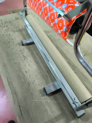 Porta bobinas doble papel regalo