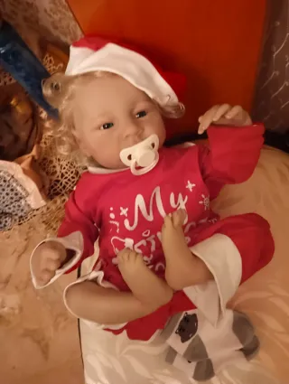 Bambola realistica neonato