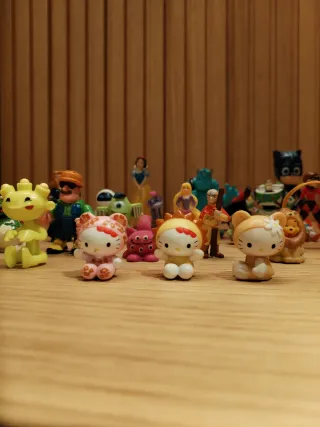 Lotto Mini Figure Personaggi Vari