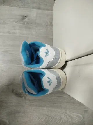 Adidas Campus Azul Cielo