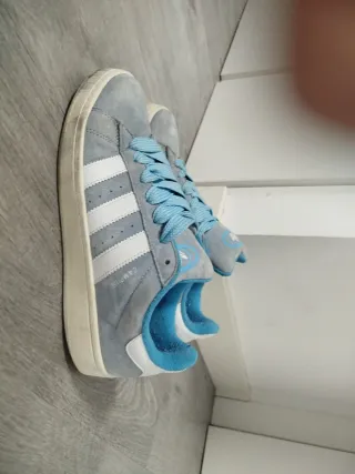 Adidas Campus Azul Cielo