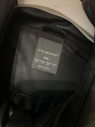 Chaleco polipiel negro talla 2XL