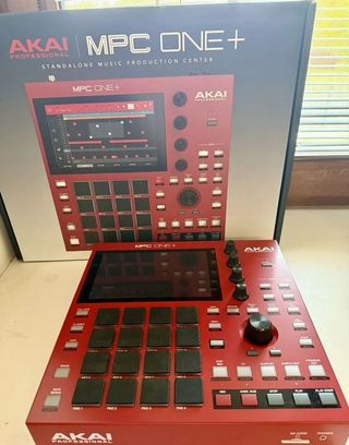 Akai MPC One+ Productor Musical