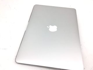 portatil apple apple macbook air core i5 1.8 13 (2017) (a1466)