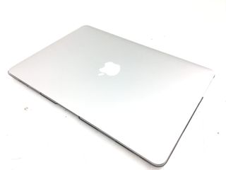 portatil apple apple macbook air core i5 1.8 13 (2017) (a1466)