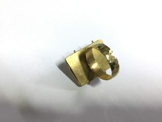anillo oro 18k con piedra