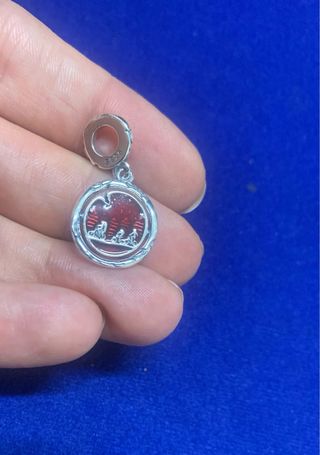 2 Charms Stranger Things run Pulsera Pandora plata