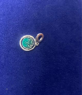 2 Charms Stranger Things run Pulsera Pandora plata