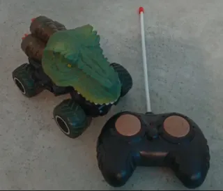 A elegir 3€ coches raciocontrol, camiónes y más!.