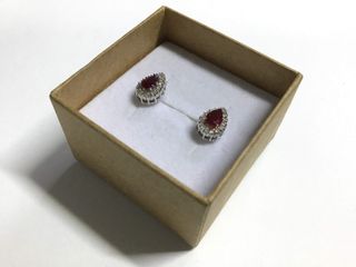 pendientes oro 18k con piedra