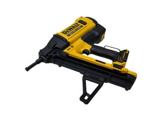 clavadora dewalt dgn845d1