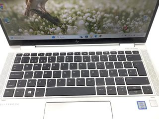 pc portatil hp hsn-q10c, intel core i5-8350u processor, 8gb ram, 256gb ssd, grafica compartida