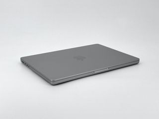MacBook Pro 14" (2021) M1 PRO 8 CPU/14 GPU núcleos - SSD 512GB - RAM 16GB - Gris Espacial