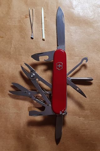 NAVAJA SUIZA VICTORINOX DELUXE TINKER 2005-2024