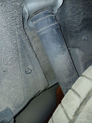 AMORTIGUADOR TRASERO DERECHO TOYOTA VERSO (AUR2/ZGR2)