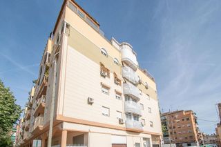 Garaje en venta en Barrio de Zaidín en Granada