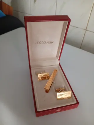 Gemelos y pinza S.T. Dupont dorados