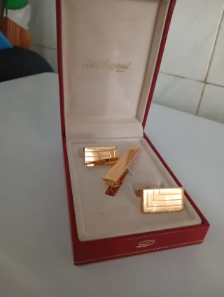 Gemelos y pinza S.T. Dupont dorados