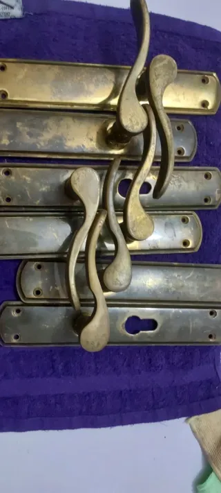 Manivelas antiguas para puertas (3 unidades)