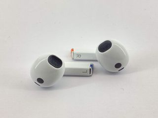 in-ear samsung galaxy buds 3