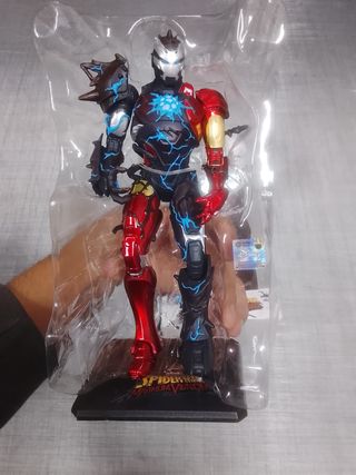 Figura Marvel Maximum Venom Ironman Spiderman