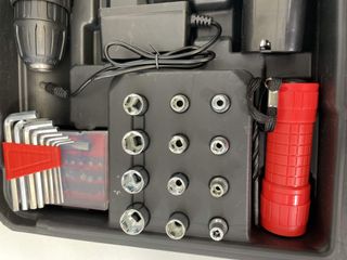 taladro a bateria adm max