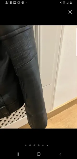 Cazadora de cuero rochas negra