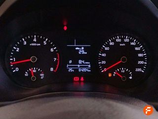 Kia Stonic 1.2 DPi 62kW (84CV) Concept